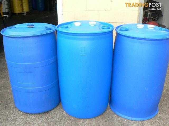 Best-205L-Plastic-Drums