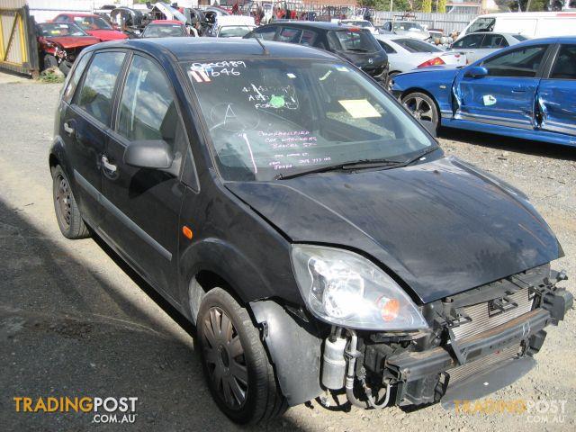 FORD FIESTA 2006 (wrecking complete car)