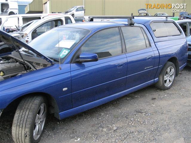 VZ HOLDEN CREWMAN 2005 FOR WRECKING ( MANY PARTS)