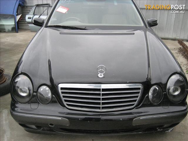 MERCEDES E320 2001 COMPLETE CAR FOR WRECKING
