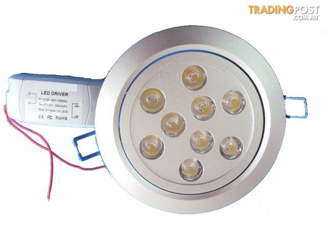 9W Downlight Kit - Warm Light - (Non-Dimmable)