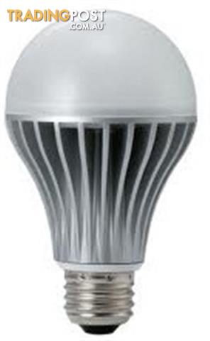 E27 7W Bulb - Warm Light - (Non-Dimmable)