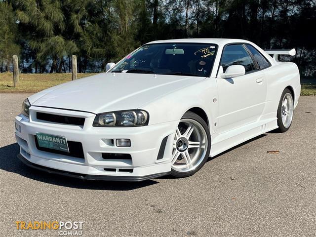 Nissan skyline r34 coupe