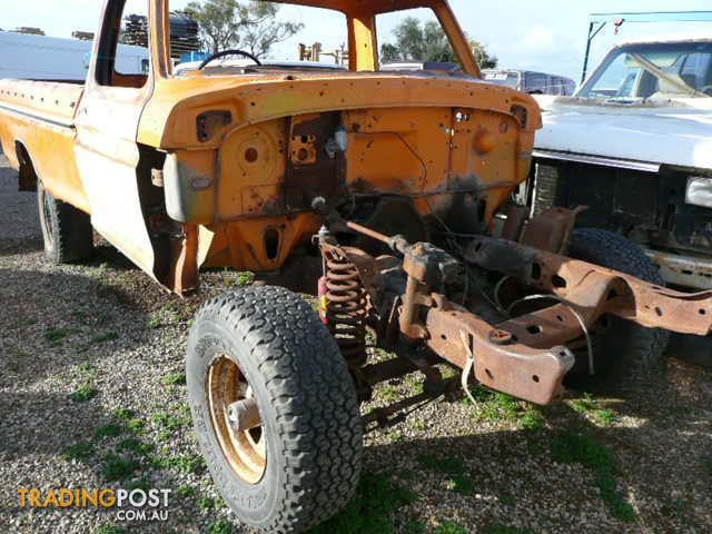 Ford 79 F100  4WD Rolling Chassis