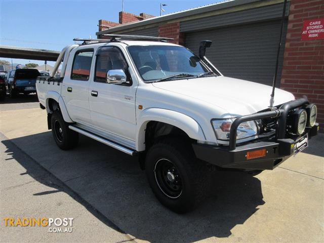 2002-TOYOTA-HILUX-SR5-4x4-KZN165R-DUAL-CAB-P-UP