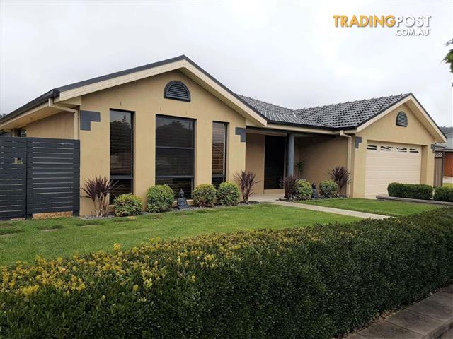 12 Thornley Close Lithgow NSW 2790