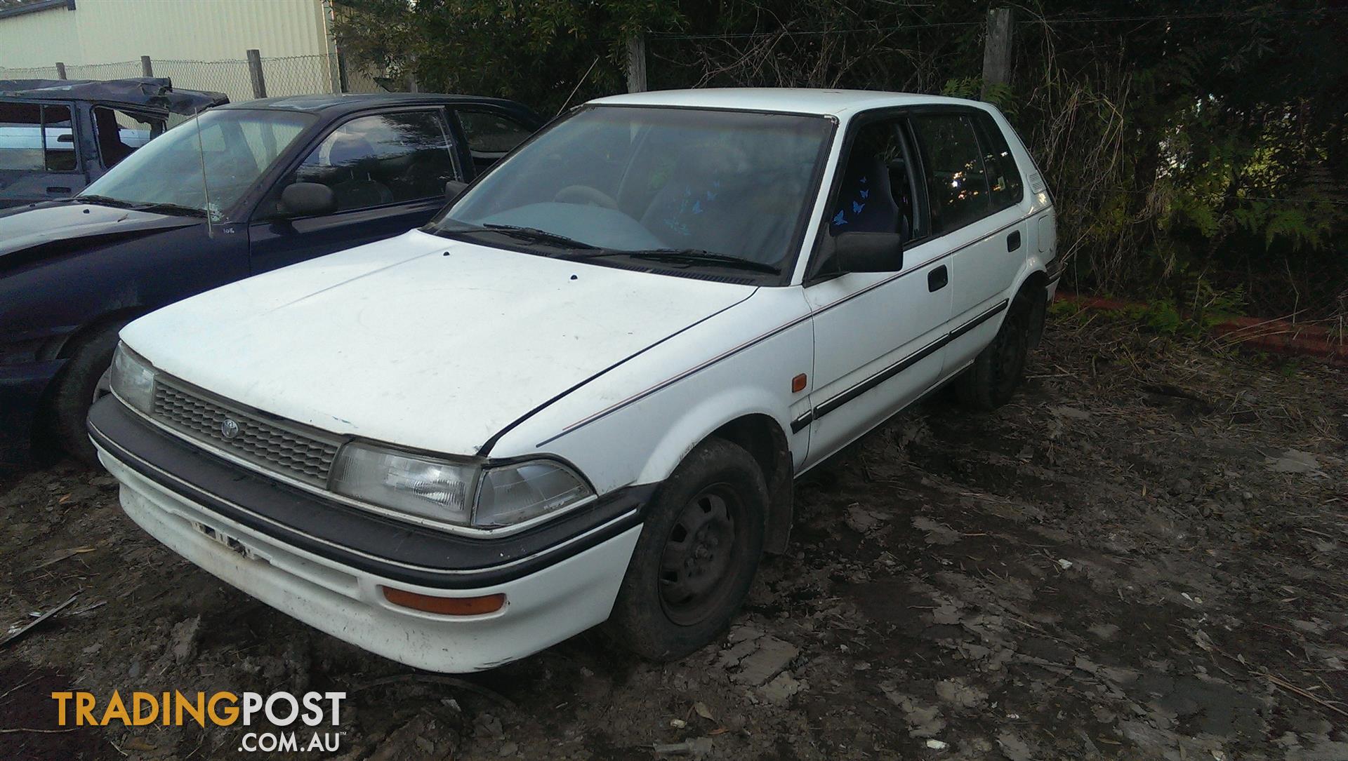 1/93 Toyota Corolla AE92R 4 Door Hatch Auto 4A-FE DOOR LF