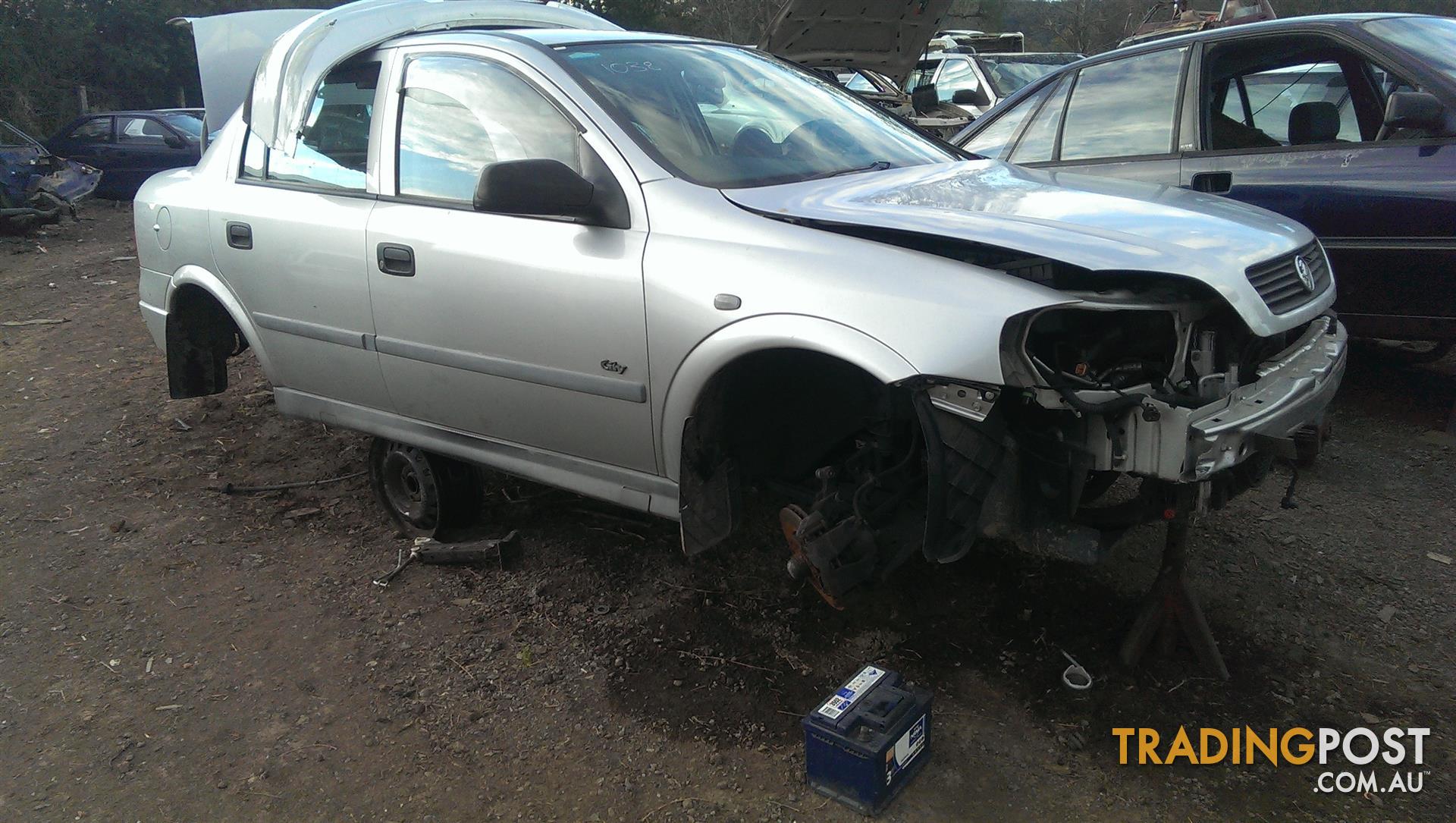 2000 Holden Astra TS 4Dr Sedan Auto 1.8 petrol REAR STRUTS