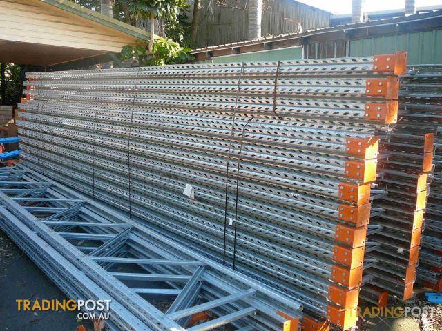 USED DEXION PALLET RACKING BEAMS 1372MM LONG