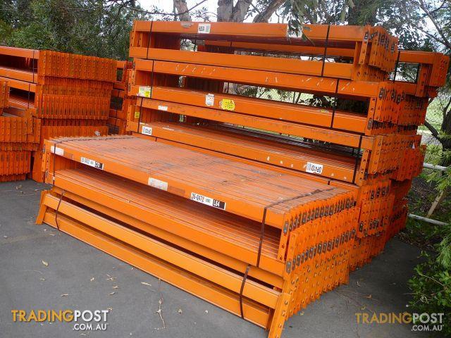 USED DEXION PALLET RACKING BEAMS 1372MM LONG