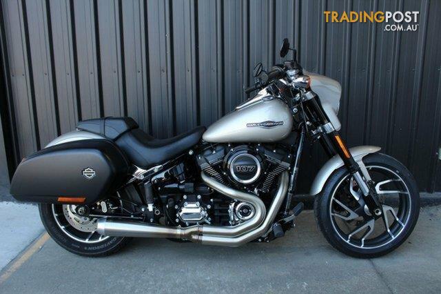 2018-Harley-Davidson-2018-HARLEY-DAVIDSON-1800CC-FLSB-SP-Silver-Fortune