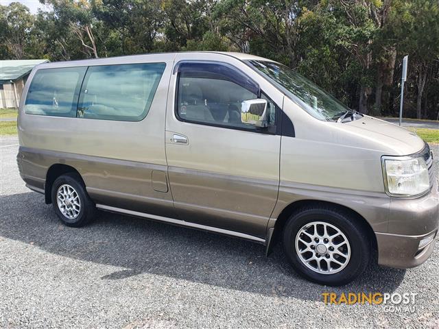 Nissan elgrand 2000