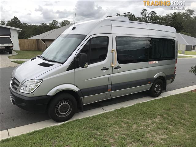 2008-MERCEDES-BENZ-SPRINTER-TRANSFER-906-BUS