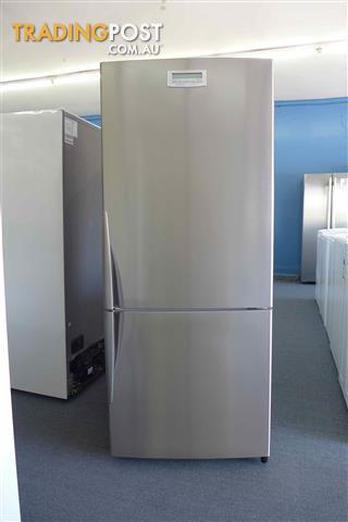 WESTINGHOUSE Virtuoso 430lt USD Stainless Steel Fridge