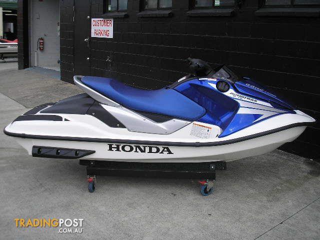 HONDA AQUATRAX R|12X MY04 for sale in Arundel QLD | HONDA ...