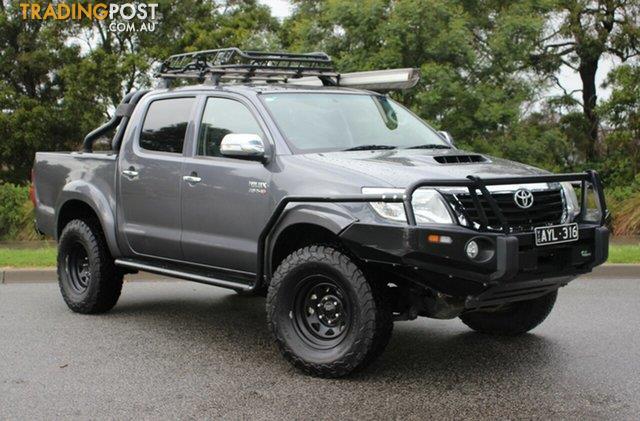 2013-toyota-hilux-sr5-4x4-kun26r-my12-dual-cab-p-up