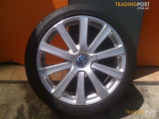 VW GOLF R32 18 INCH GENUINE ALLOY WHEELS