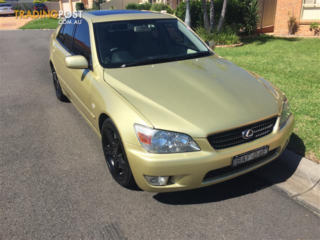 03 Lexus Is0 Sports Luxury Gxe10r 4d Sedan