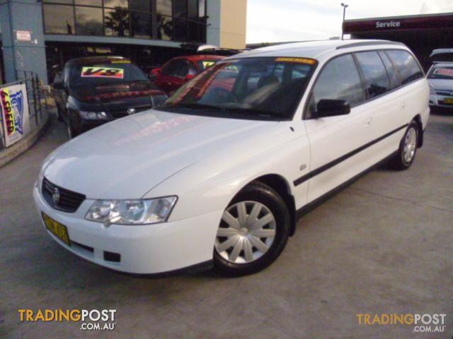 HOLDEN COMMODORE EXECUTIVE VY