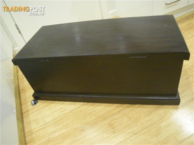 Solid Timber Trunk Chest Wooden Storage Box Coffee Table Toy Solid Timber Trunk Chest Wooden Storage Box Coffee Table Toy Blanket Malvern East Melbourne