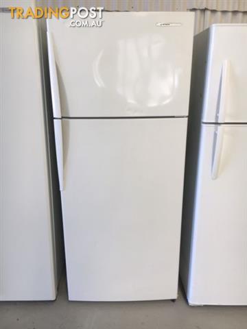 westinghouse 390l fridge freezer