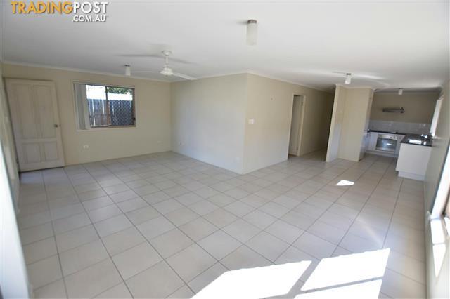 Unit 1/32 Kinsellas Road West MANGO HILL QLD 4509